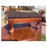 QUEEN ANNE NEEDLEPOINT STOOL