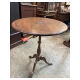 ANTIQUE TILT TOP TABLE