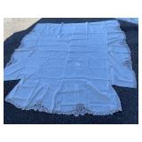 LACED BED SKIRT FOR A FULL SIZE BED