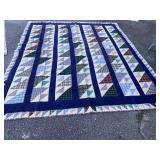 ANTIQUE TRIANGLE PATTERN QUILT