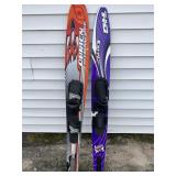 2 SLALOM WATER SKIS