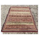 5FT 3 IN X 3 FT 11 IN MACHINE MADE RUG