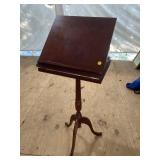 CHERRY FLIP TOP PODIUM