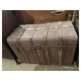 LARGE STAGECOACH TRUNK