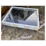 METAL TABLE TOP SHOWCASE