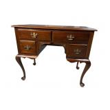 SOLID MAHOGANY QUEEN ANNE LOWBOY