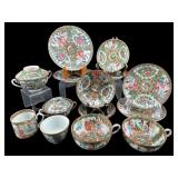 14 PCS OF ANTIQUE ROSE MEDALLION