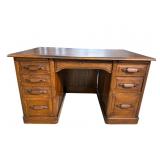 OAK RAISED PANEL KNEEHOLE DESK