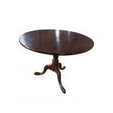 19TH CENT. ROUND PEDESTAL MAHOGANY TABLE