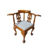 MAHOGANY CHIPPENDALE CORNER CHAIR