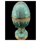 GREEN JEWELED MUSICAL EGG TRINKET BOX