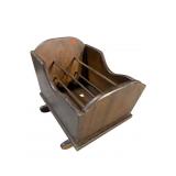 PINE CRADLE MAGAZINE RACK