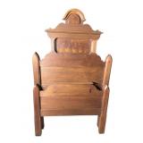 WALNUT VICTORIAN YOUTH BED