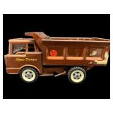 VINTAGE STRUCTO DUMPER TRUCK