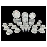96 PC OF ROSENTHAL 'CLASSIC ROSE' CHINA