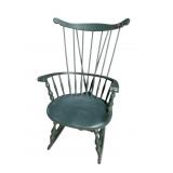 ANTIQUE BRACED COMB BACK WINDSOR ROCKER