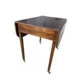 19TH CENT. SOLID MAHOGANY PEMBROKE TABLE