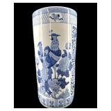 ORIENTAL PORCELAIN UMBRELLA STAND