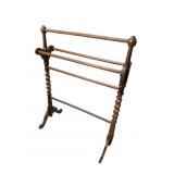 MAHOGANY BARLEY TWIST QUILT RACK