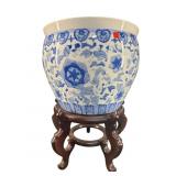 ORIENTAL PORCELAIN BLUE AND WHITE FISH BOWL