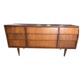 MCM WALNUT 9 DRAWER DRESSER