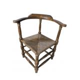 19TH CENT. STRETCHER BASE CORNER CHAIR