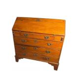 MAHOGANY 18TH CENT. SLANT FRONT DESK