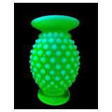 FENTON LIME GREEN OPALESCENT HOBNAIL BUD VASE