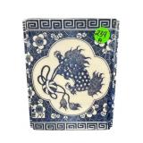 BLUE AND WHITE PORCELAIN POPERIE BOX