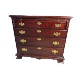 PENNSYLVANIA CLASSIC 4 DRAWER CHEST WITH SLIDE