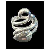 DESIGNER SEVILLA STERLING SWIRL RING