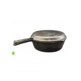 ANTIQUE CAST IRON DUTCH OVEN