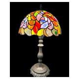 TIFFANY STYLE LEADED GLASS TABLE LAMP