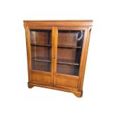 SOLID MAHOGANY DREXEL 2 DOOR BOOKCASE