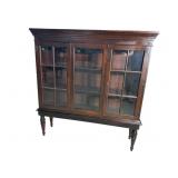 MAHOGANY 2 DOOR BOOKCASE ON LEGS