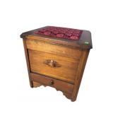 WALNUT VICTORIAN POTTY SEAT