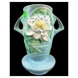ROSEVILLE POTTERY WATERLILY 2 HANDLE VASE