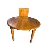 PINE ROUND TURNED LEG KITCHEN TABLE