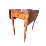 19TH CENT. WALNUT HEPPLEWHITE PEGGED DROP LEAF