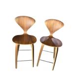 2 LAMINATED MODERN DESIGN BARSTOOLS