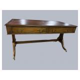 19TH CENT. MAHOGANY LEATHER TOP DESK