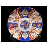 ANTIQUE IMARI SCALLOPED PLATE