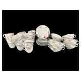 33 PCS ROYAL DOULTON KINGSWOOD FINE CHINA