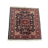 2'8 X 2'5 HANDMADE PRAYER RUG