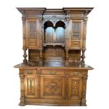 19TH CENT. HEAVY CARVED OAK CUPBOARD