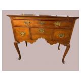 18TH CENT. WALNUT QUEEN ANNE LOWBOY