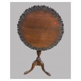 19TH CENTURY SOLID MAHOGANY PIE CRUST TILT TOP