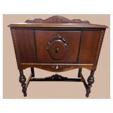 WALNUT 1930's 1 DOOR SERVER