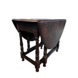 19TH CENTURY OAK GATELEG TABLE