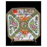 ROSE MEDALLION PORCELAIN SQUARE PLATE